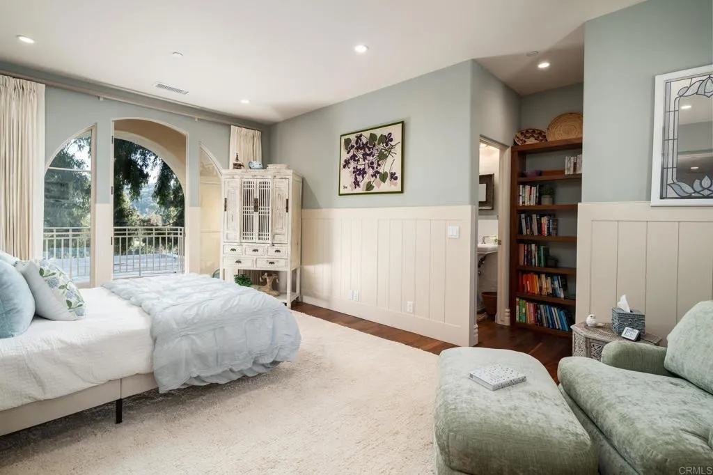 14479 Emerald Lane