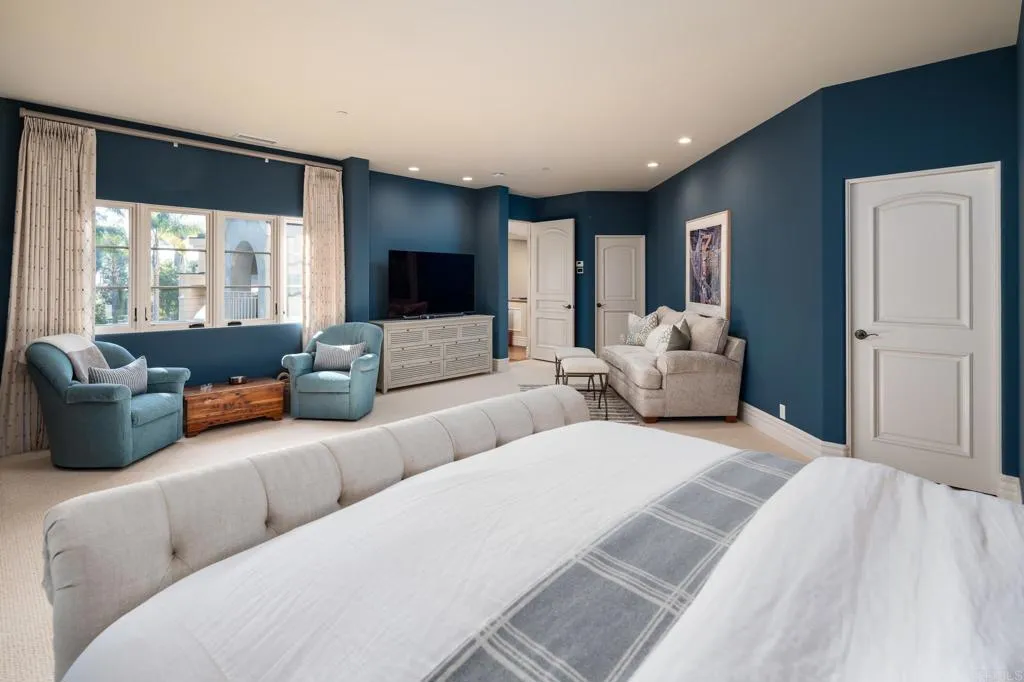14479 Emerald Lane