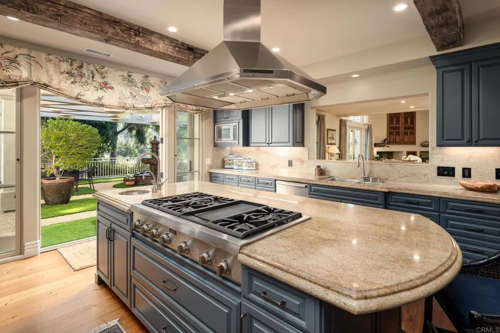 14479 Emerald Lane