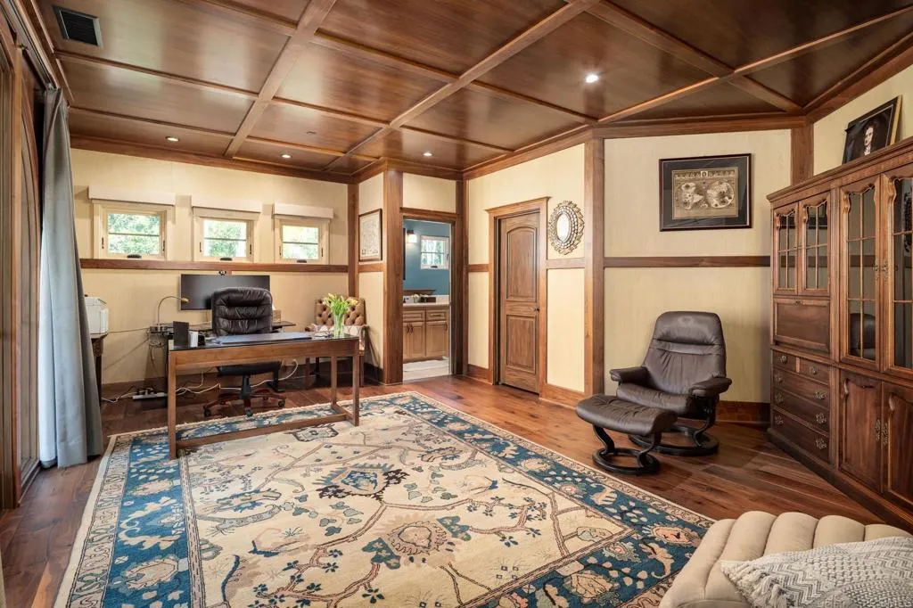 14479 Emerald Lane