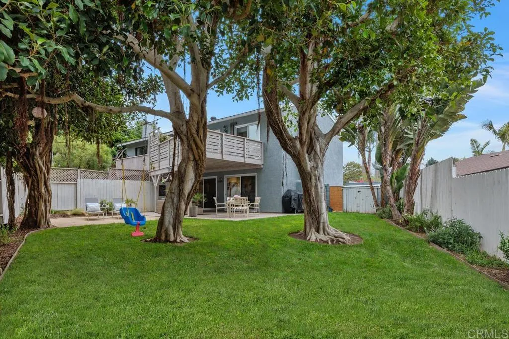 202 Calle De Sereno