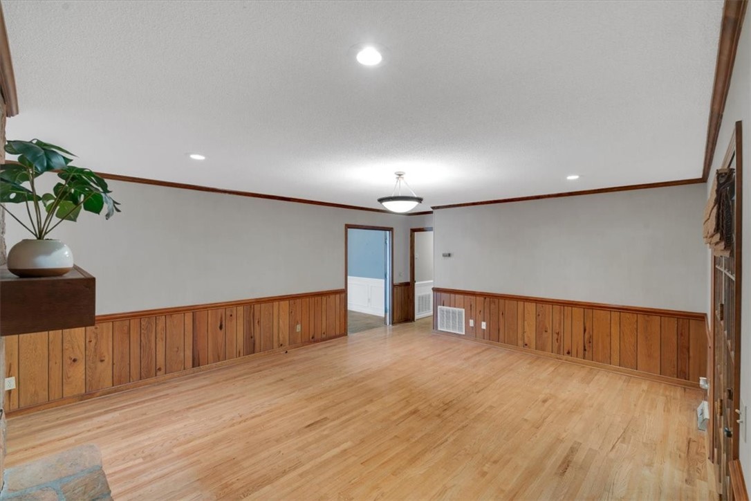 109 Rippleview Drive