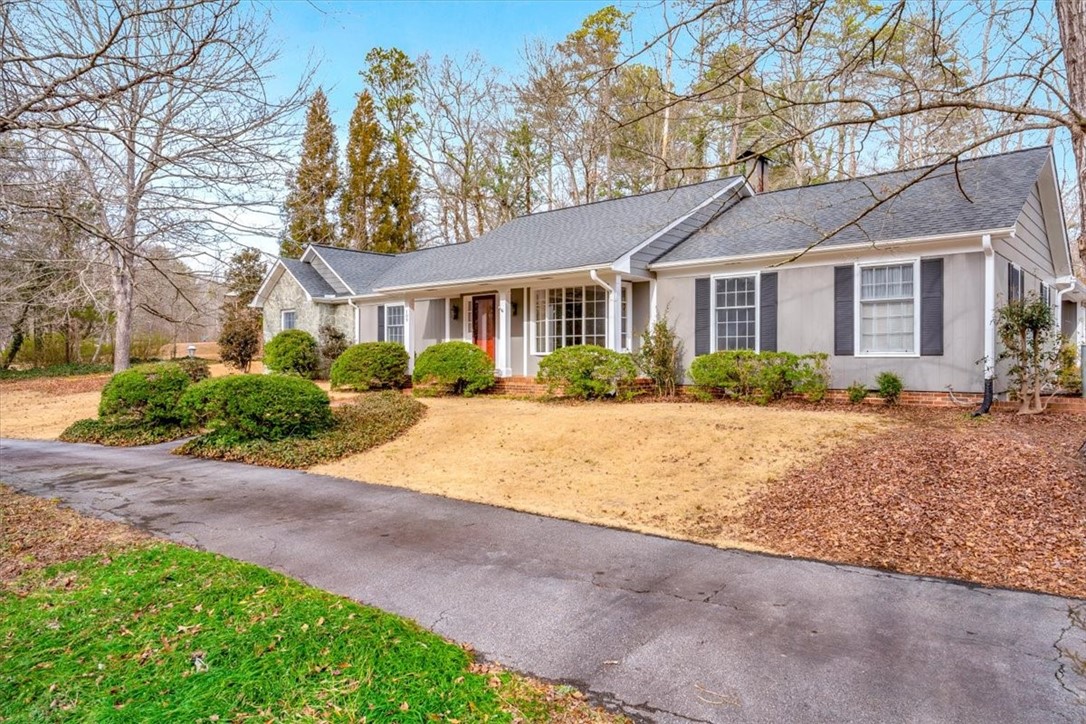 109 Rippleview Drive