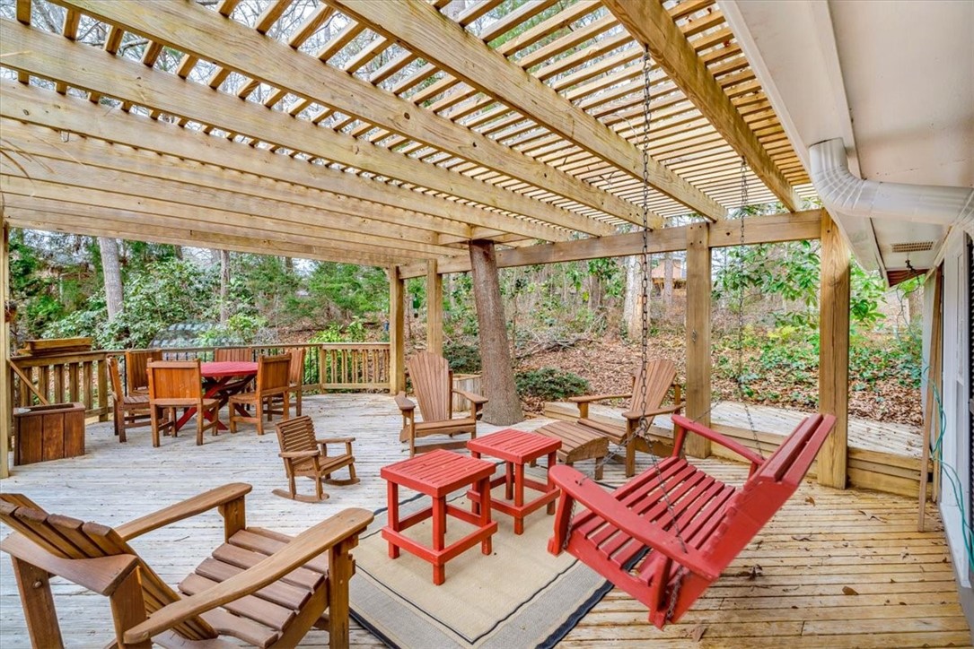 109 Rippleview Drive