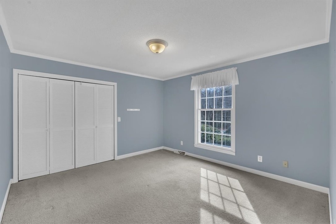 109 Rippleview Drive