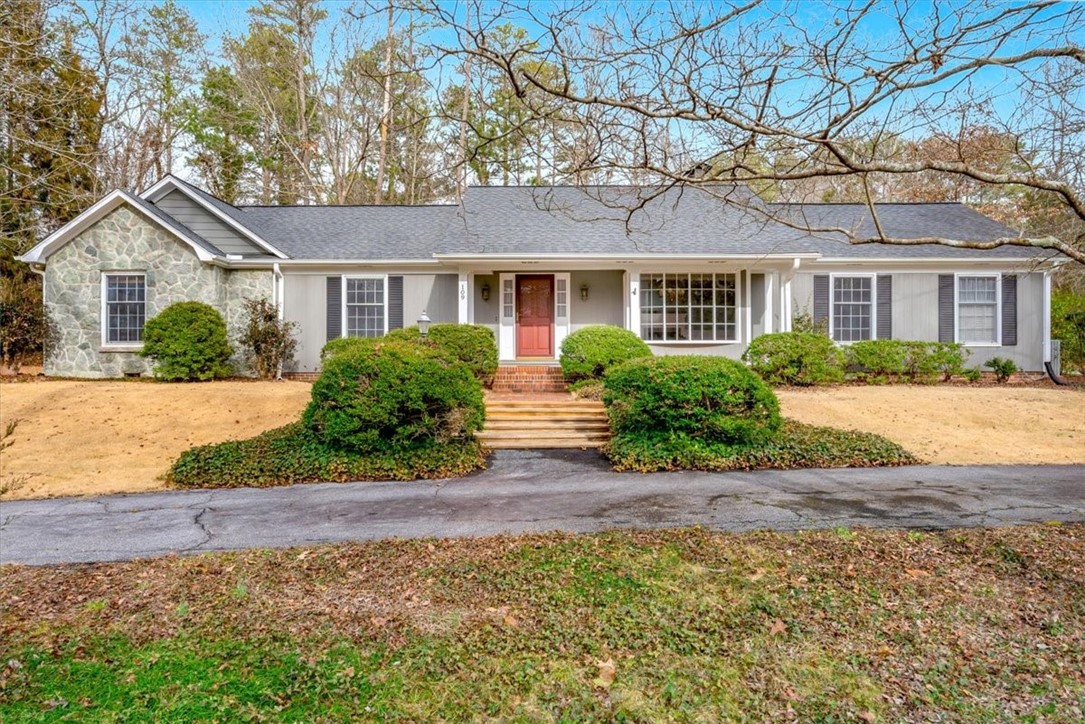 109 Rippleview Drive