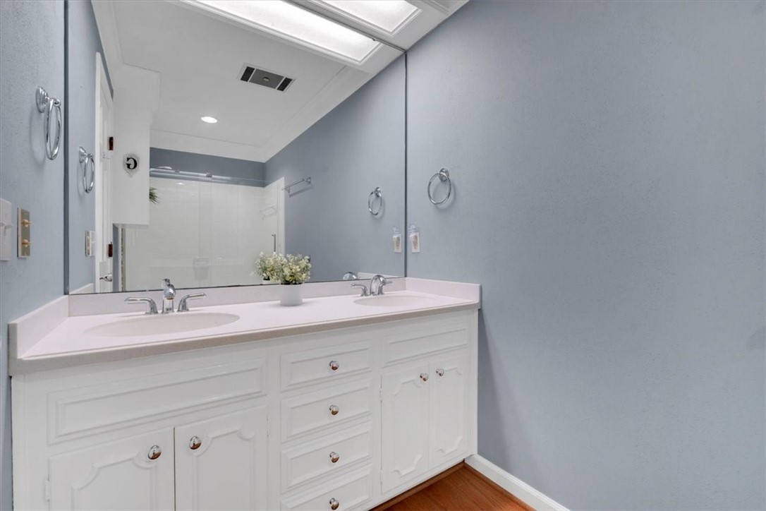 109 Rippleview Drive