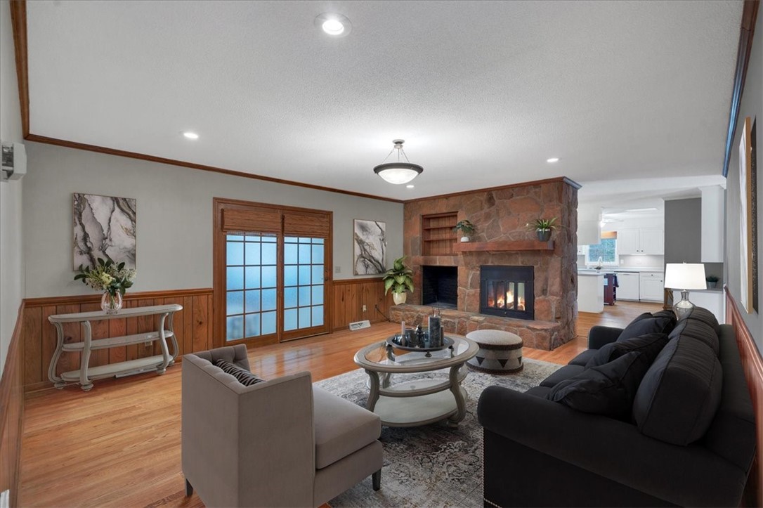109 Rippleview Drive