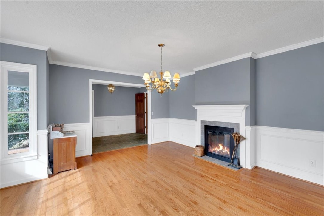 109 Rippleview Drive