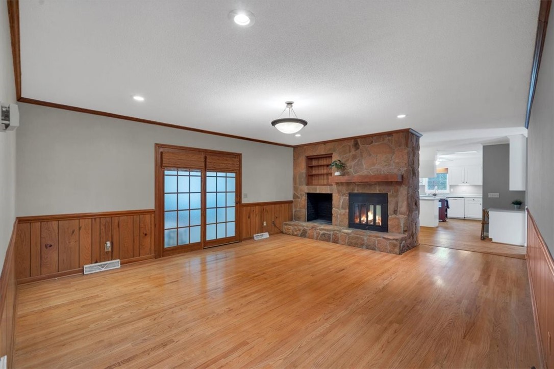 109 Rippleview Drive