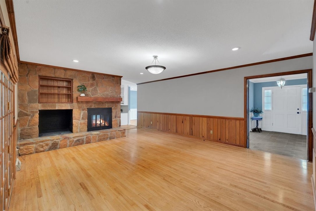 109 Rippleview Drive
