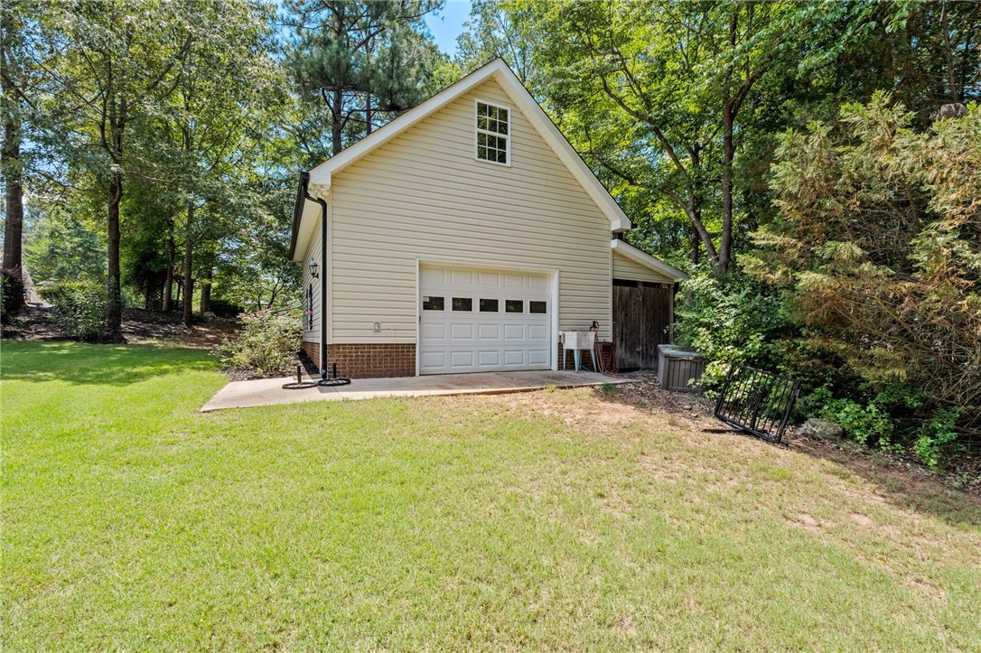 220 Thomas Welborn Road