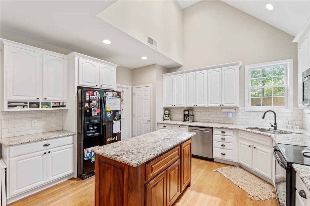 103 Crepe Myrtle Lane