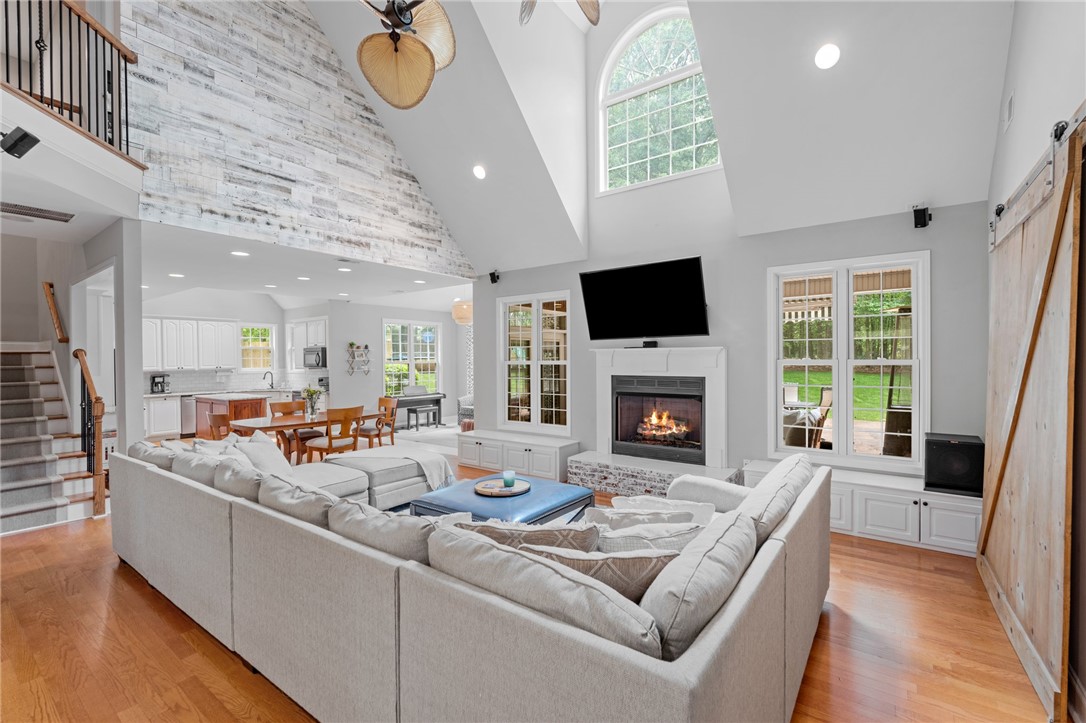 103 Crepe Myrtle Lane