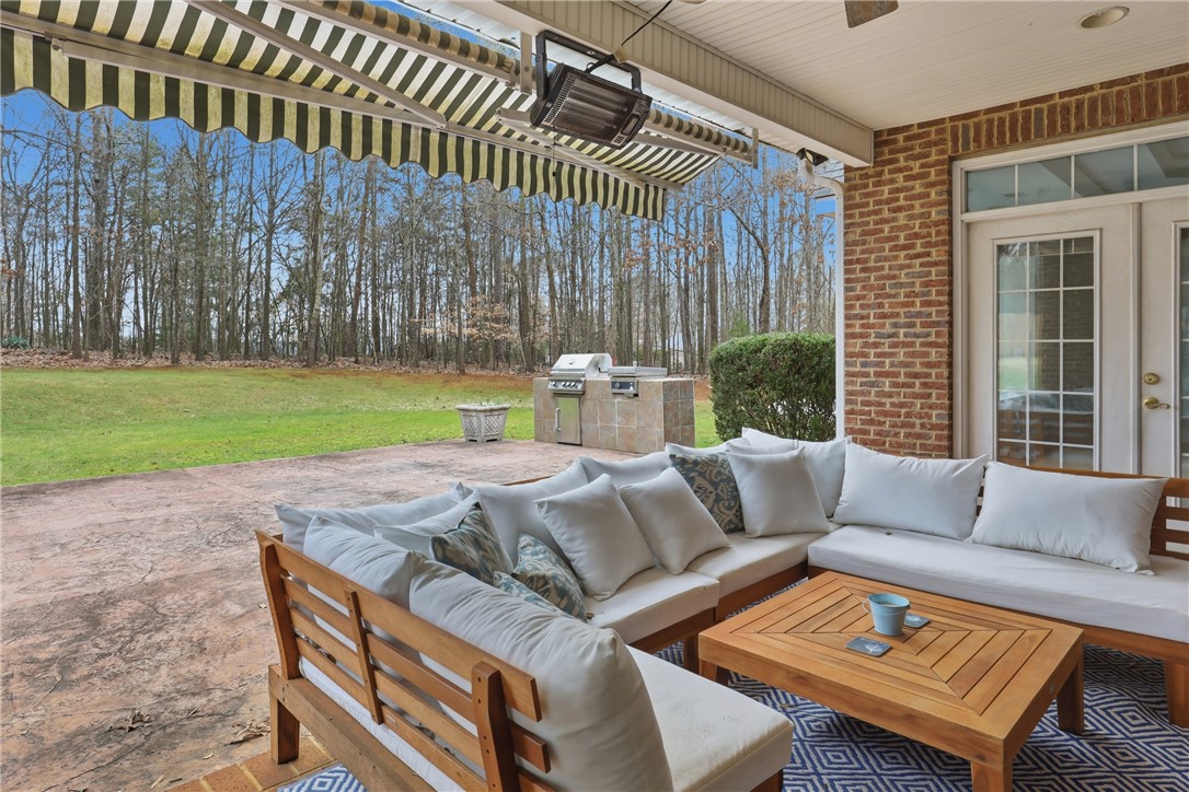 103 Crepe Myrtle Lane