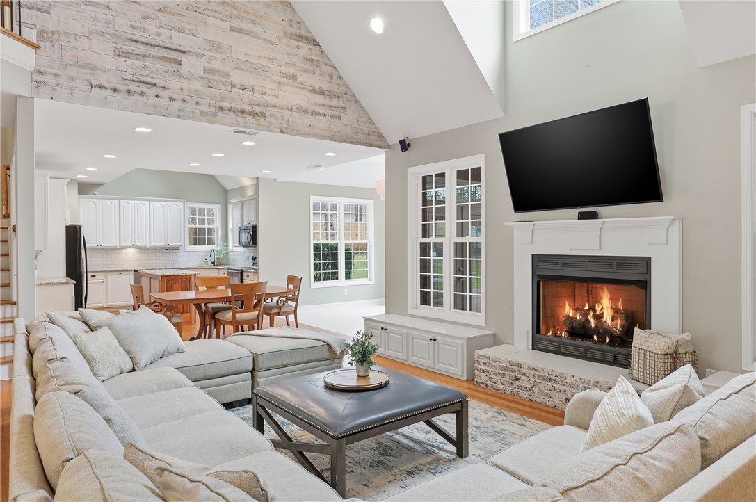 103 Crepe Myrtle Lane