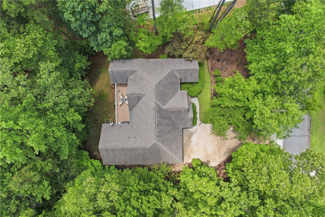 6 Westwind Court