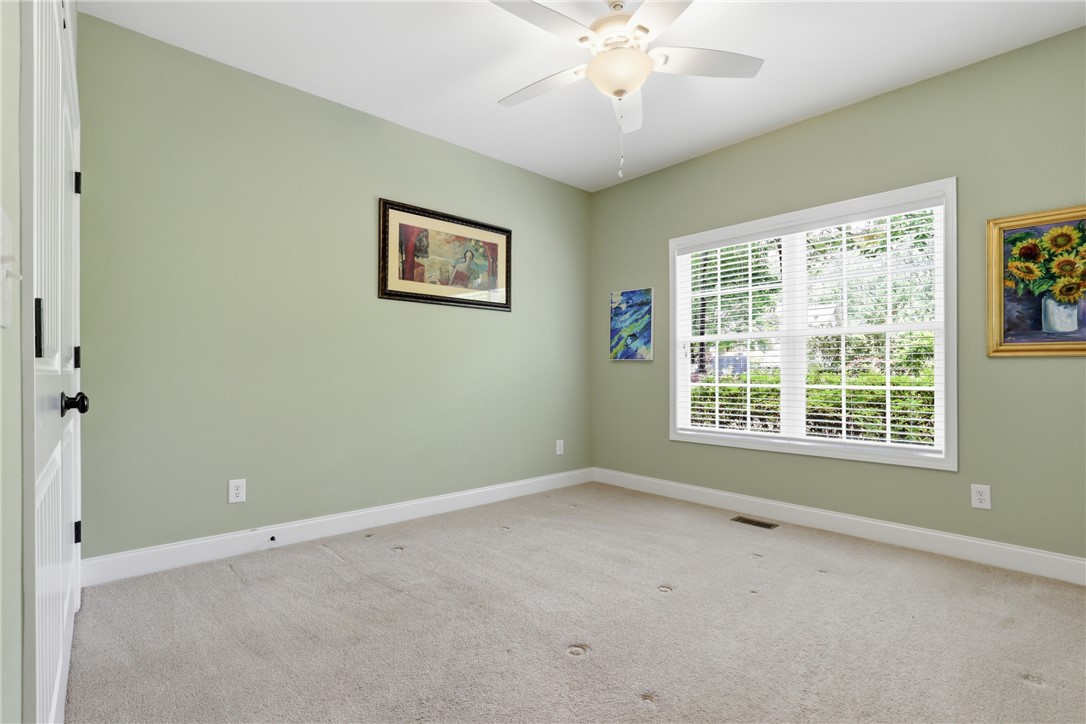 6 Westwind Court