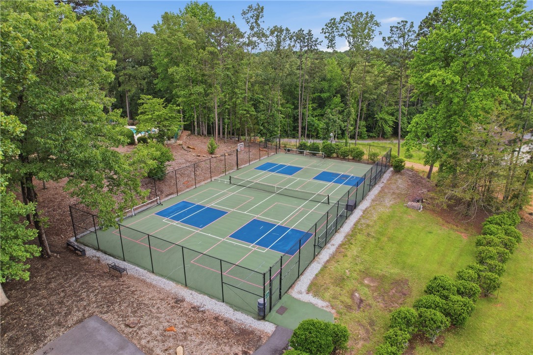 6 Westwind Court