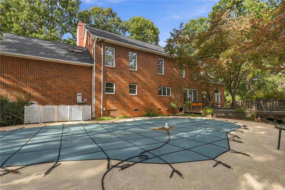 208 Wildwood Trail