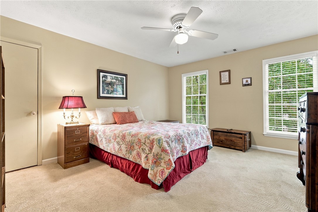 208 Wildwood Trail