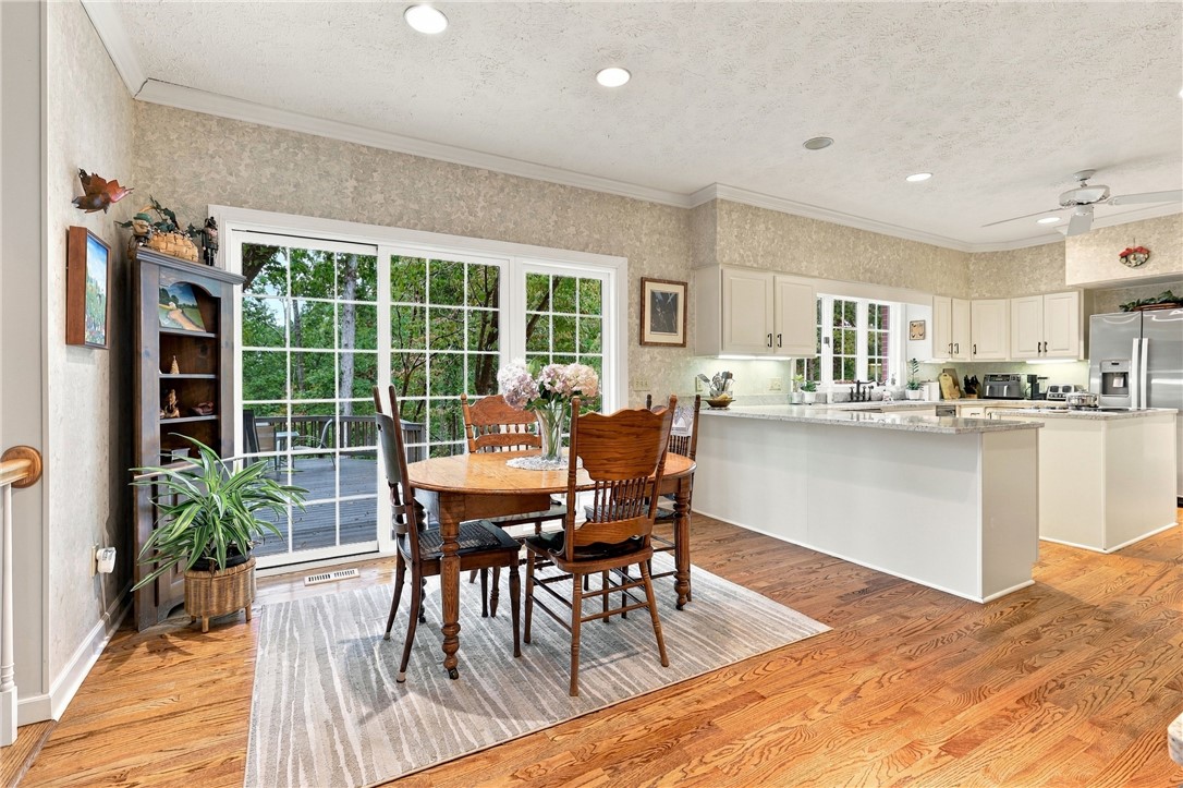 208 Wildwood Trail