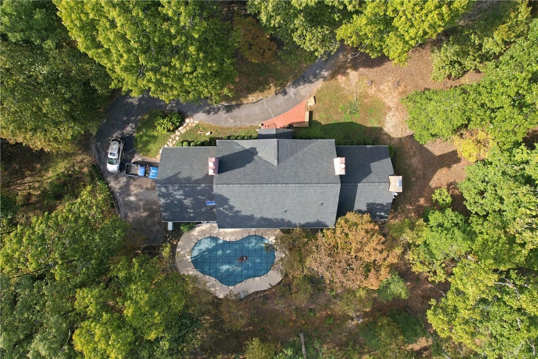 208 Wildwood Trail