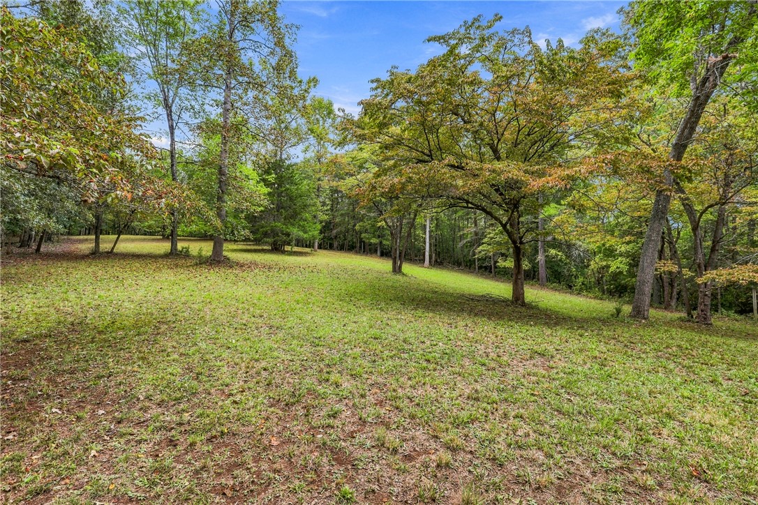 208 Wildwood Trail