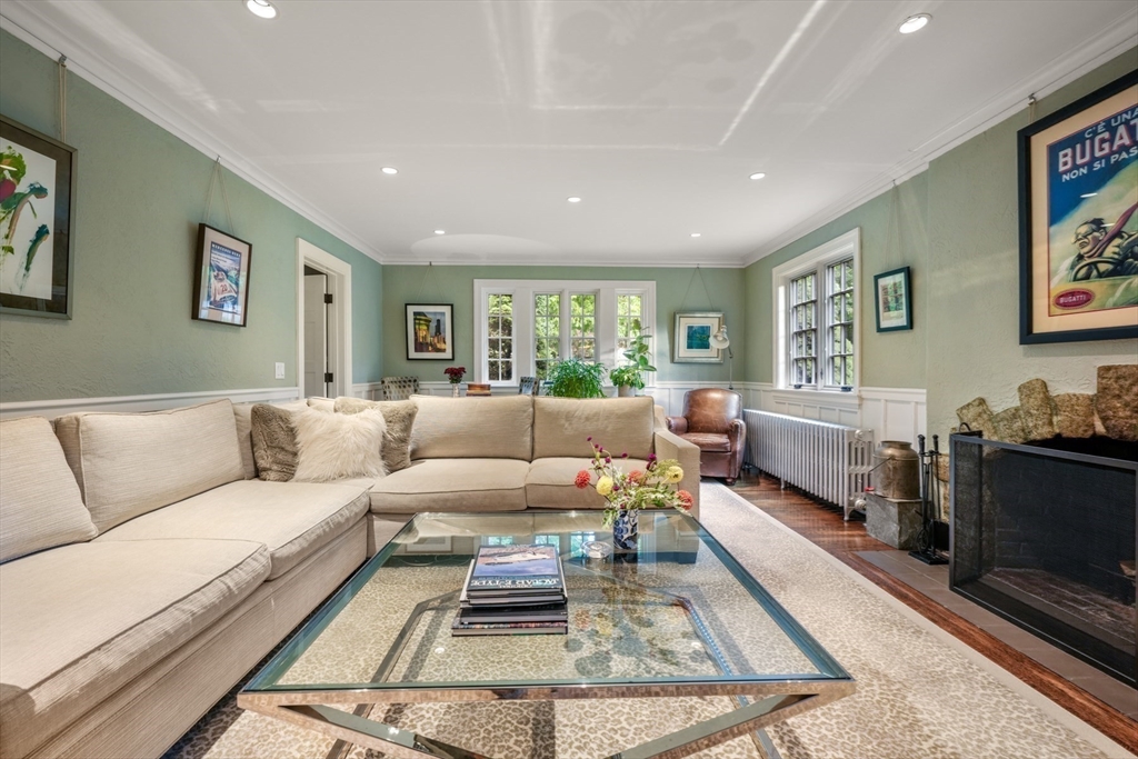 103 Cabot Street
