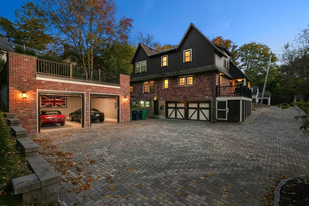 103 Cabot Street