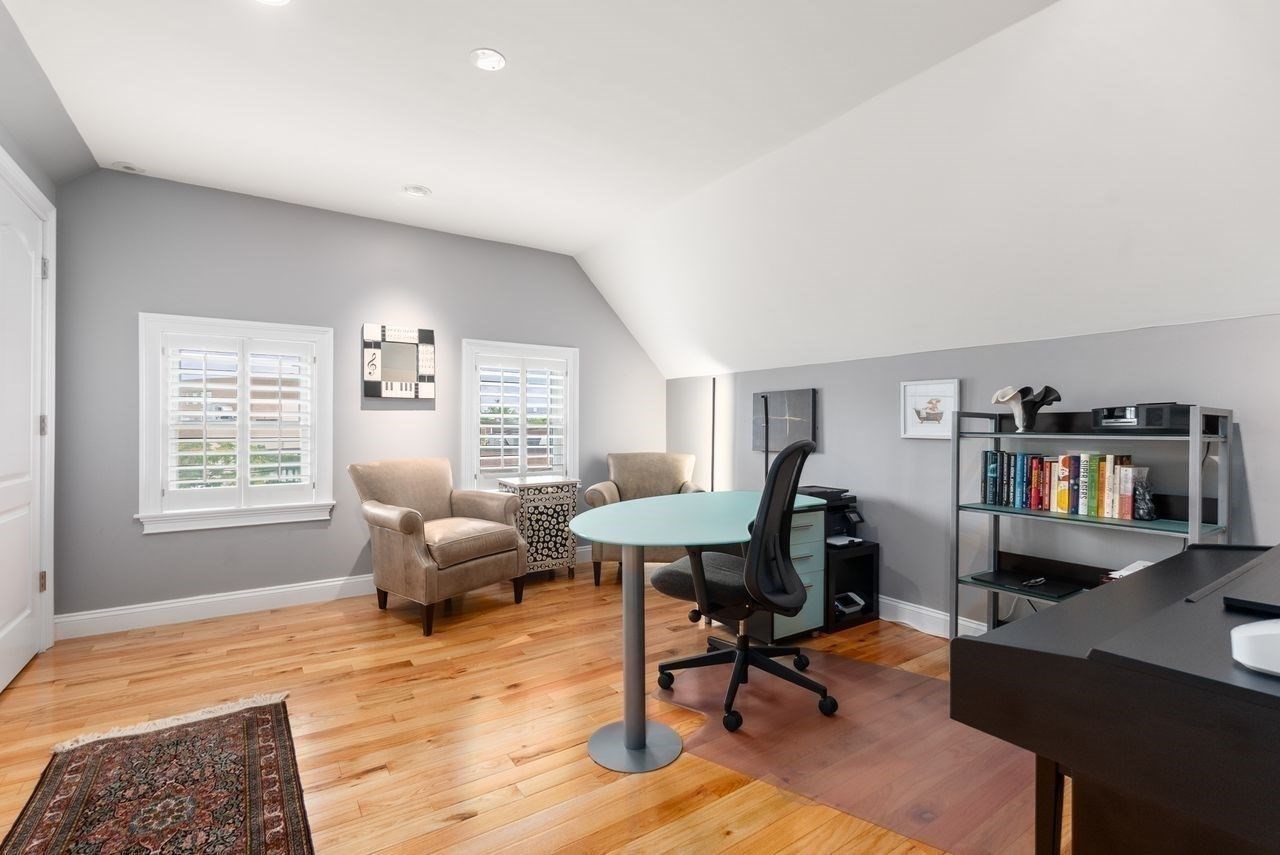 51 Sewall Ave # 2