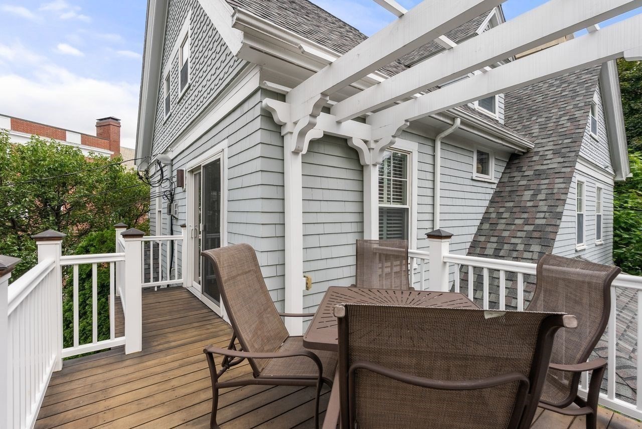 51 Sewall Ave # 2