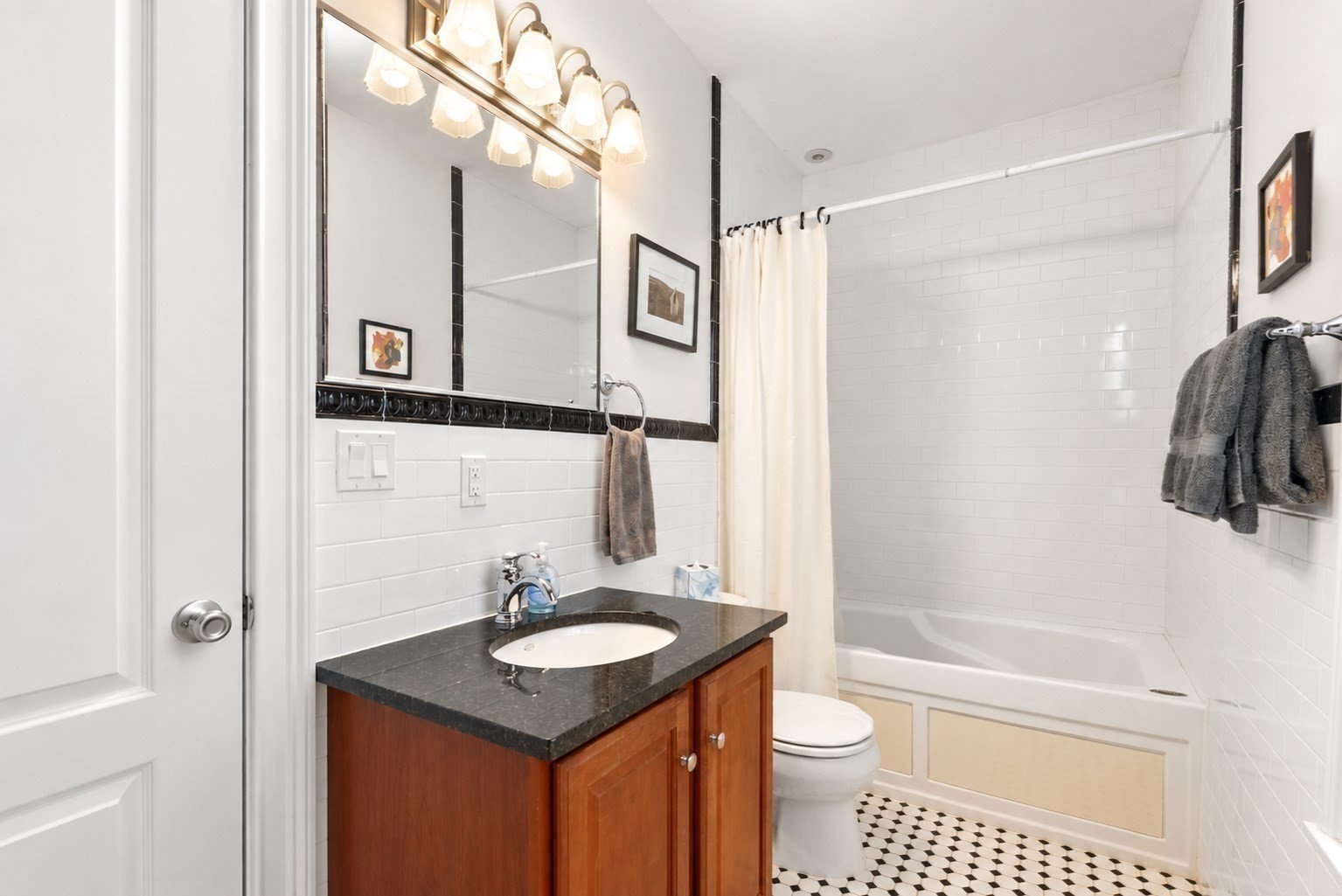 51 Sewall Ave # 2