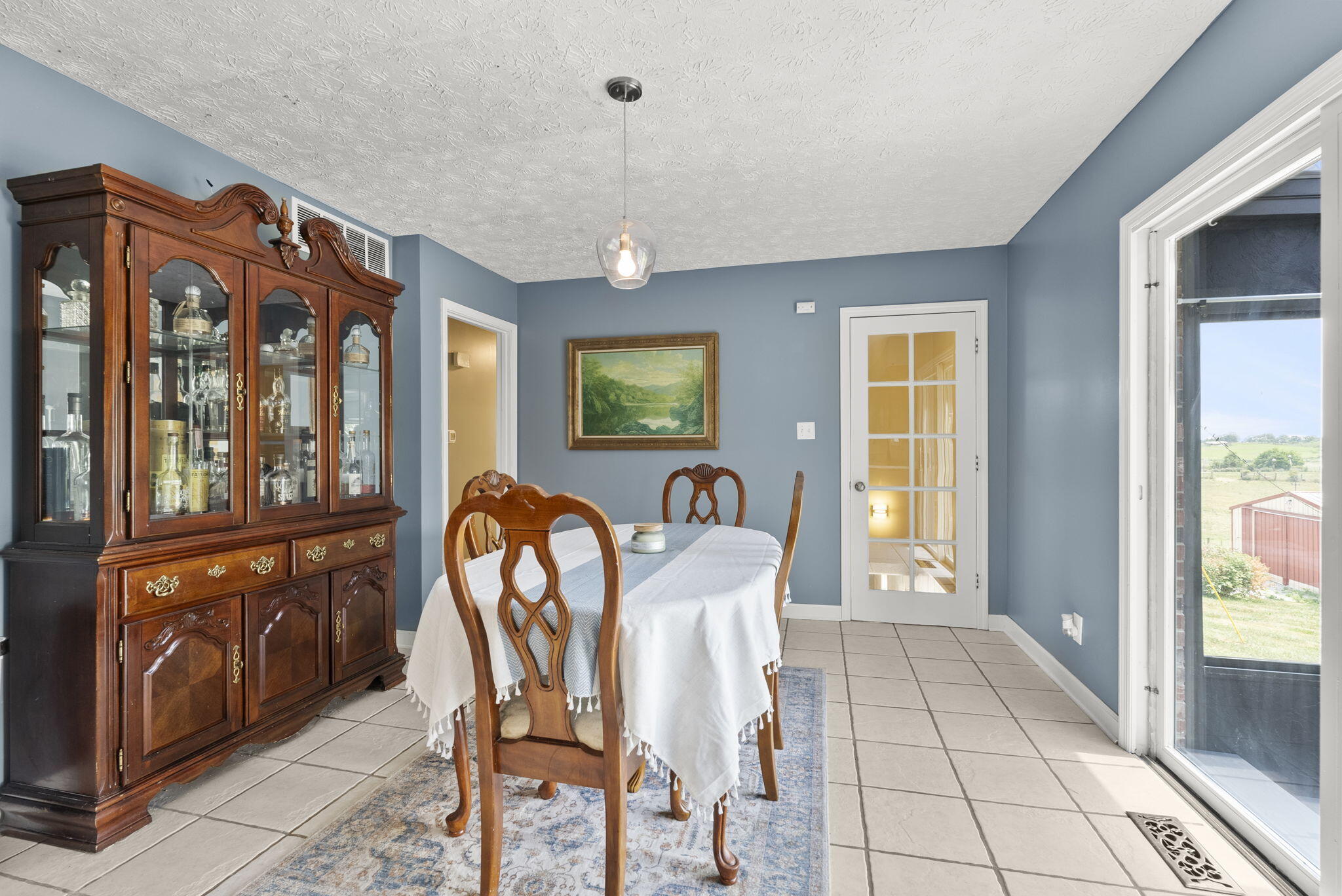 1695 US Highway 62 W