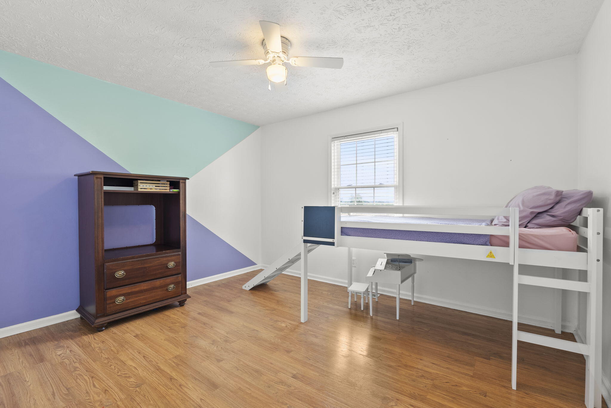1695 US Highway 62 W