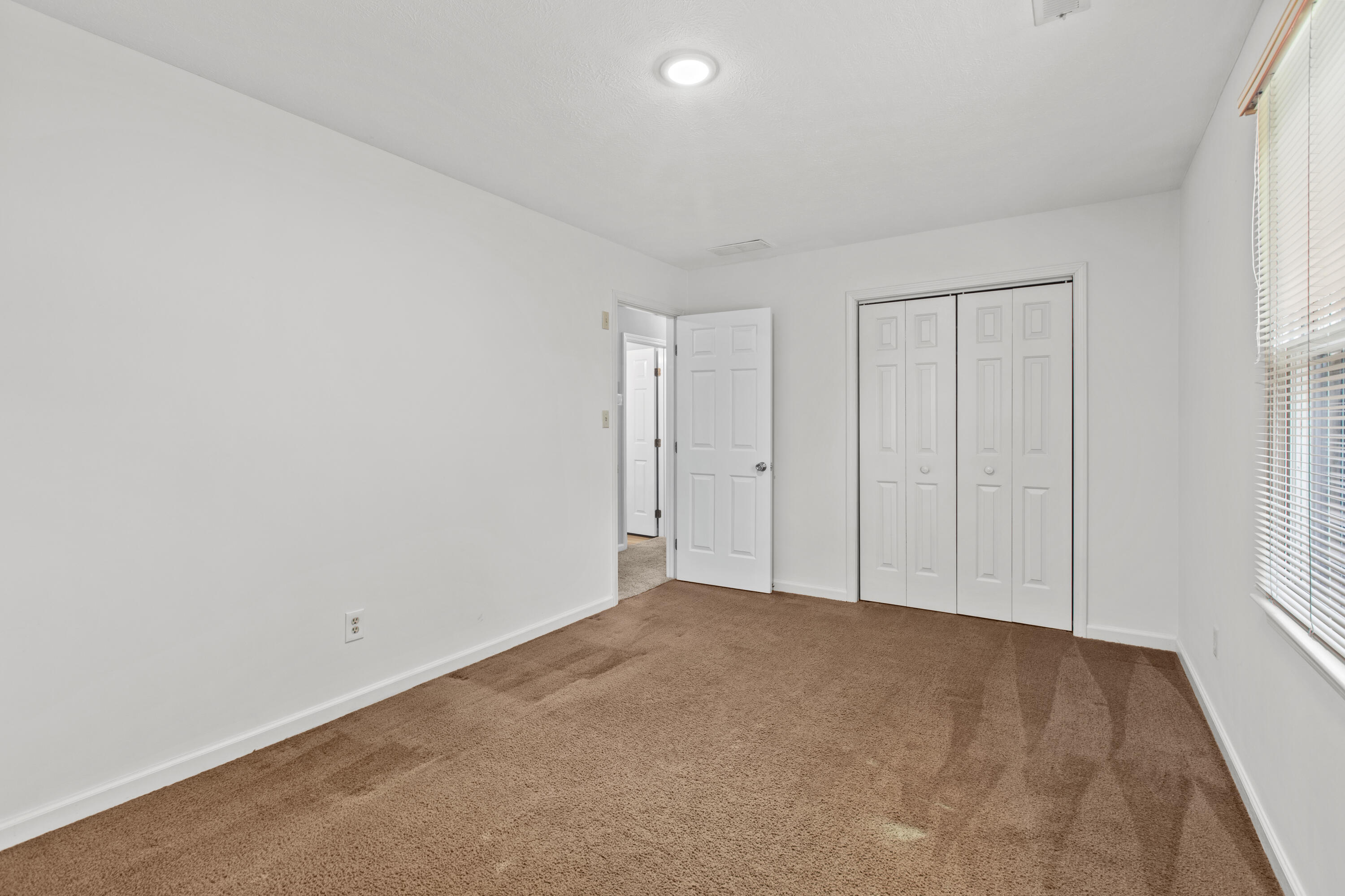 208 Falcon Road