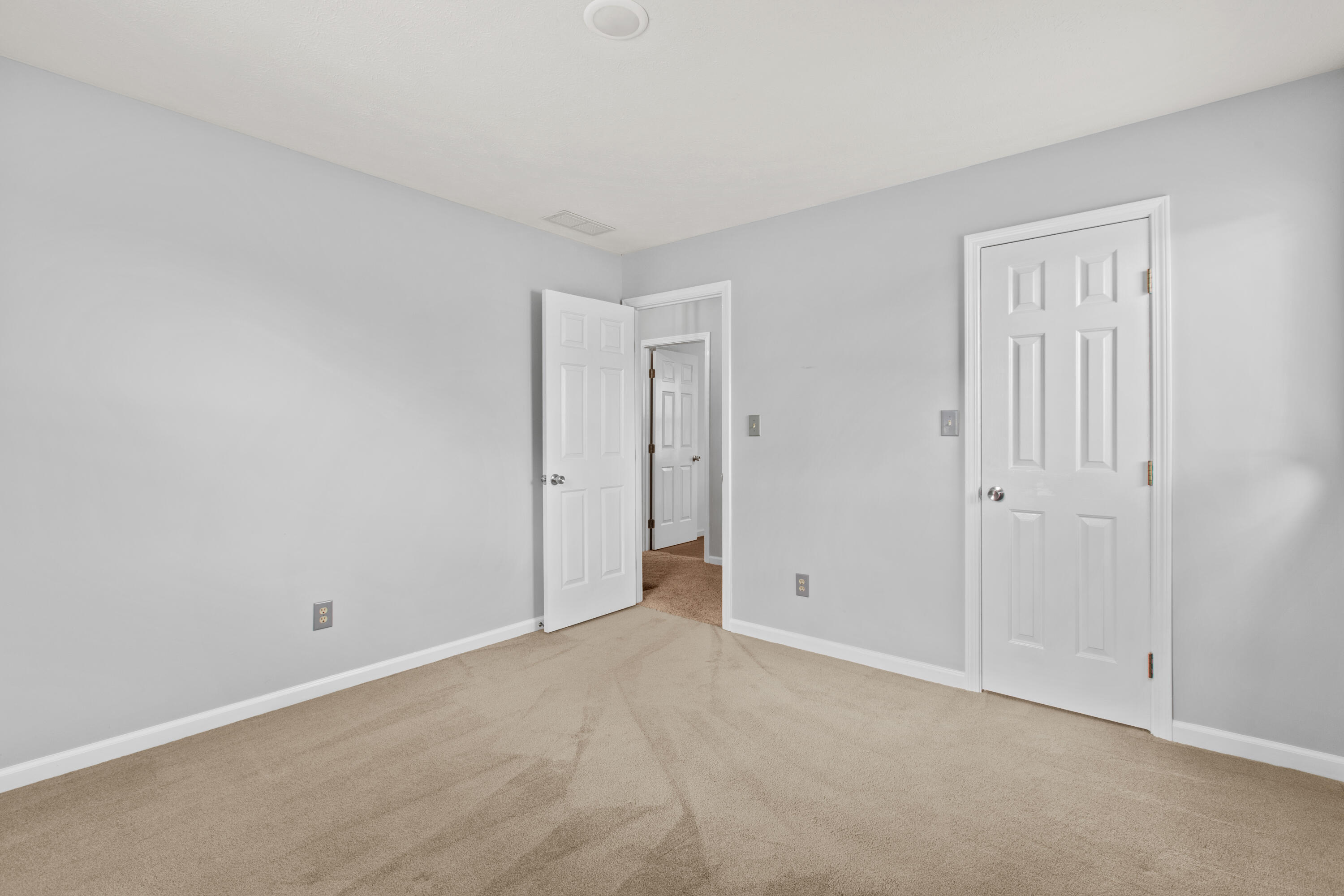 208 Falcon Road