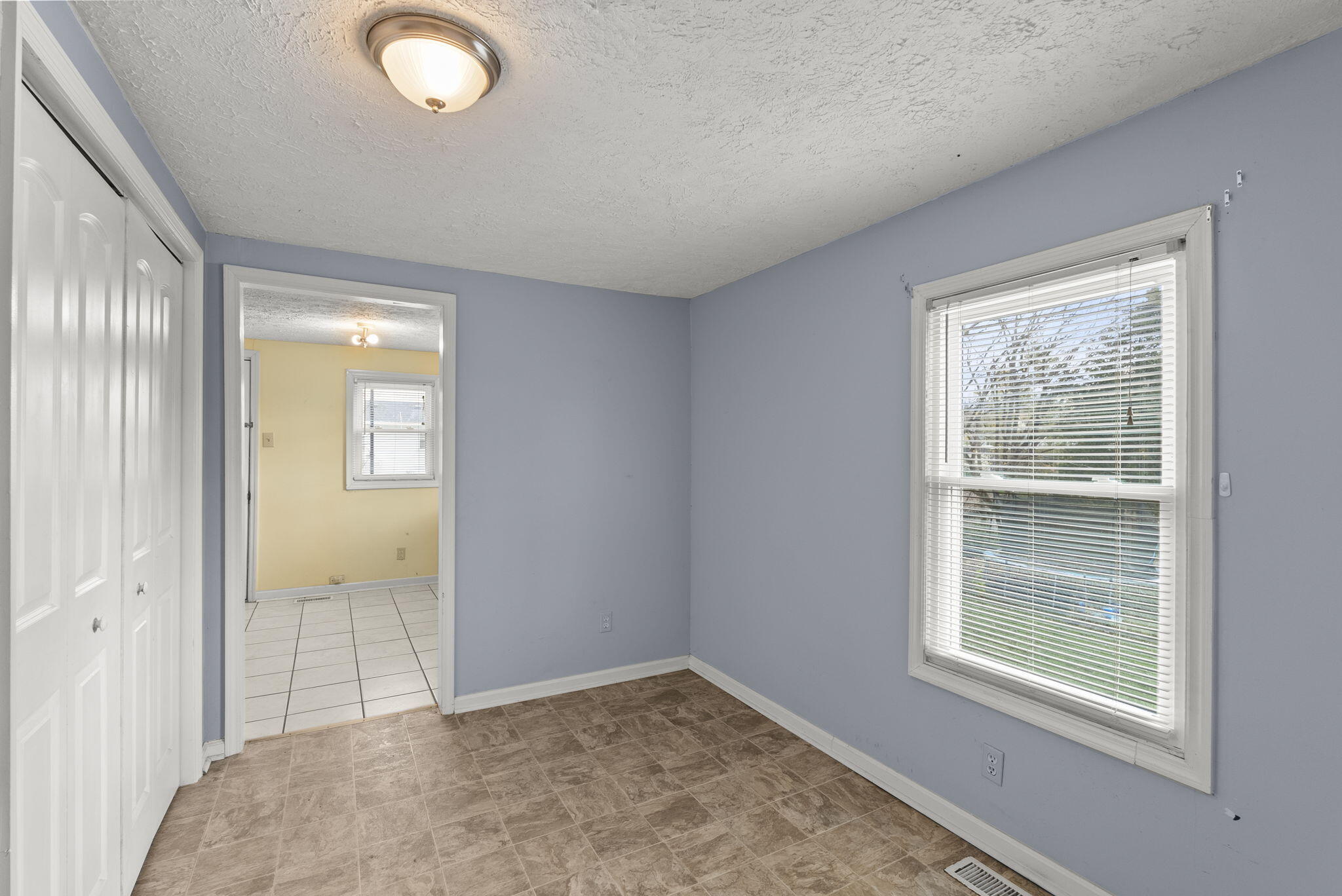 210 W 4th Street