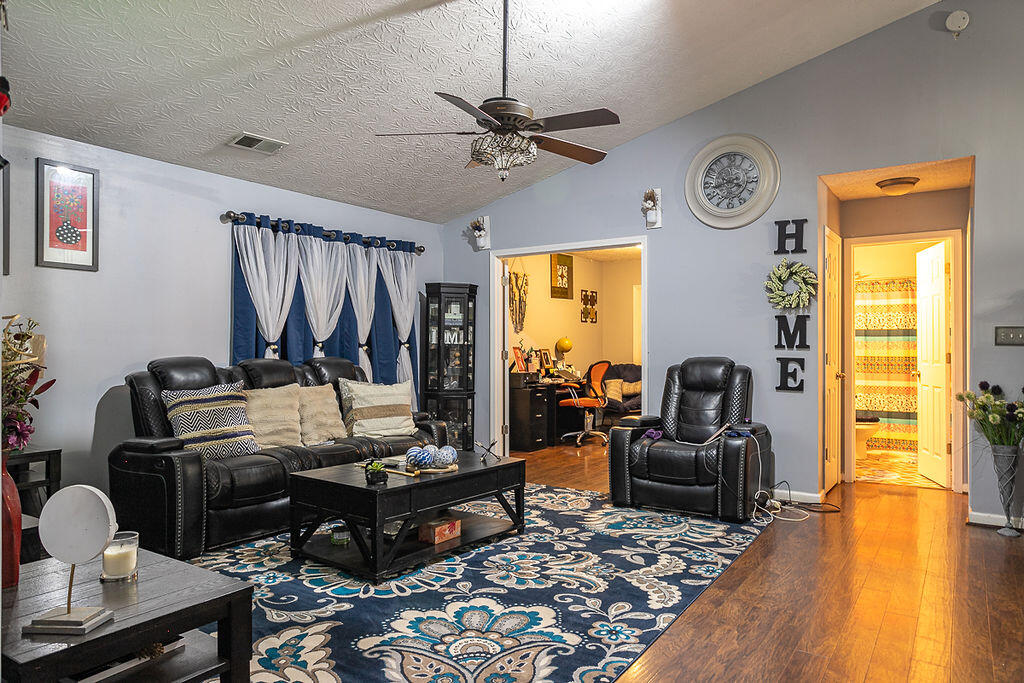 2381 Prescott Lane