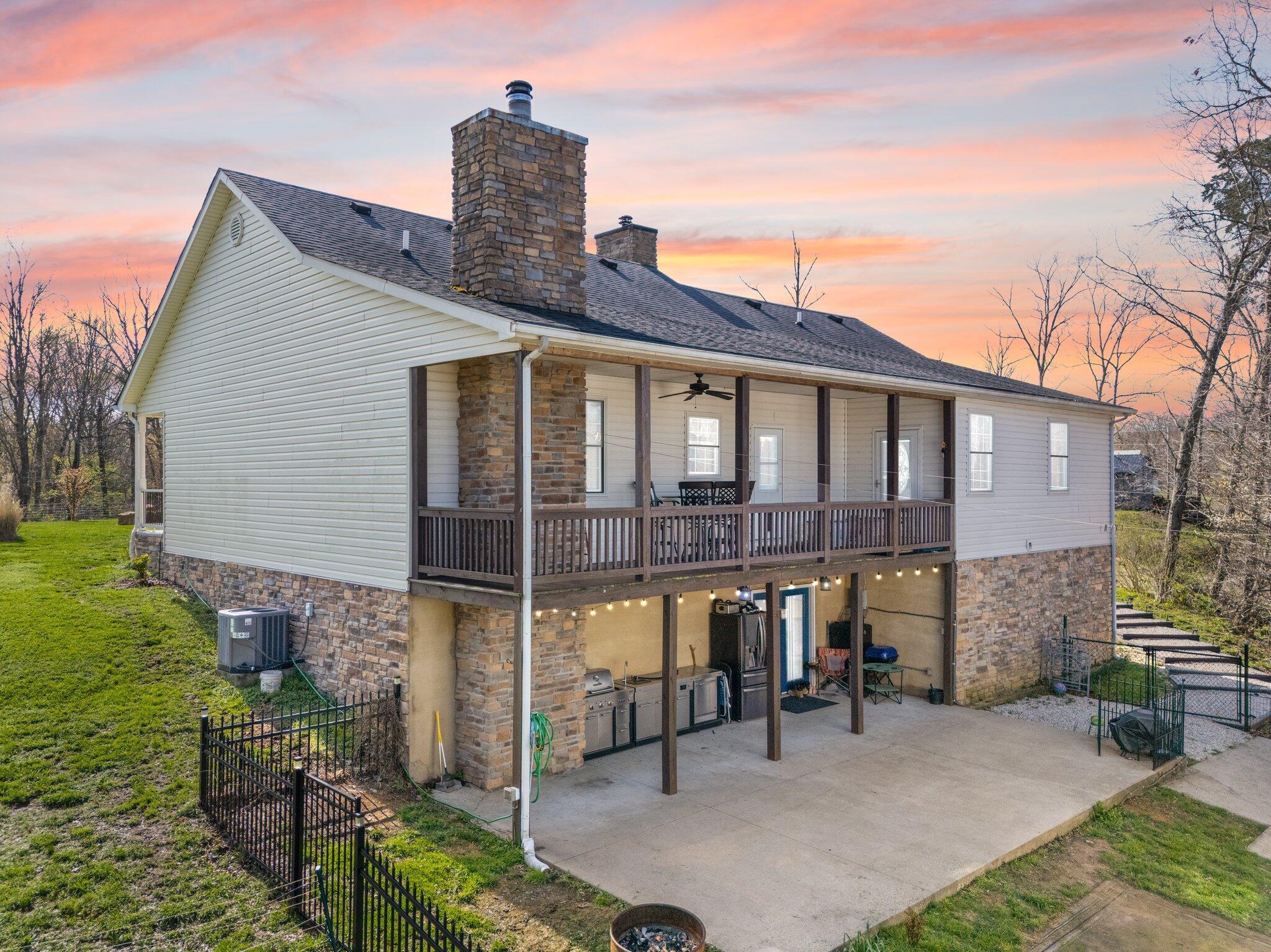 88 Hawkins Lane