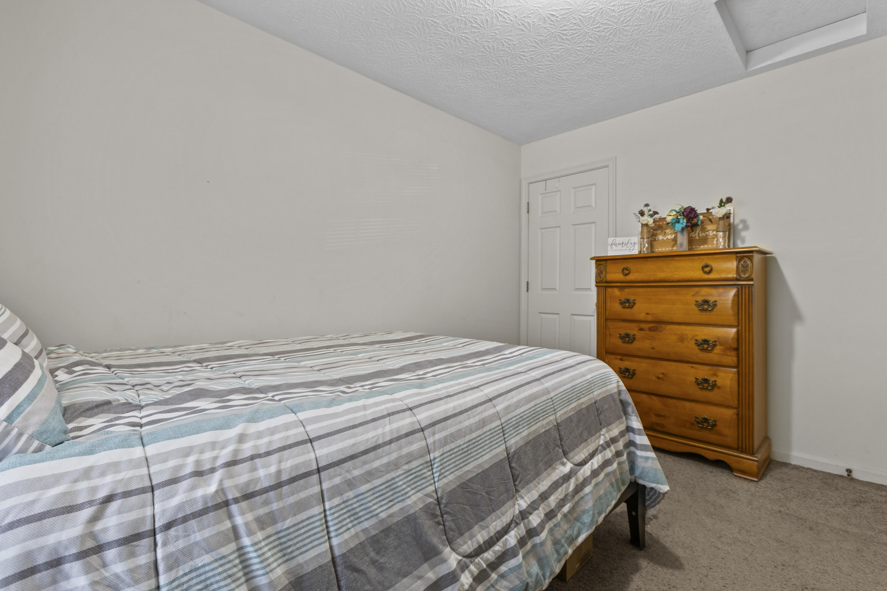 1015 Shadowridge Drive
