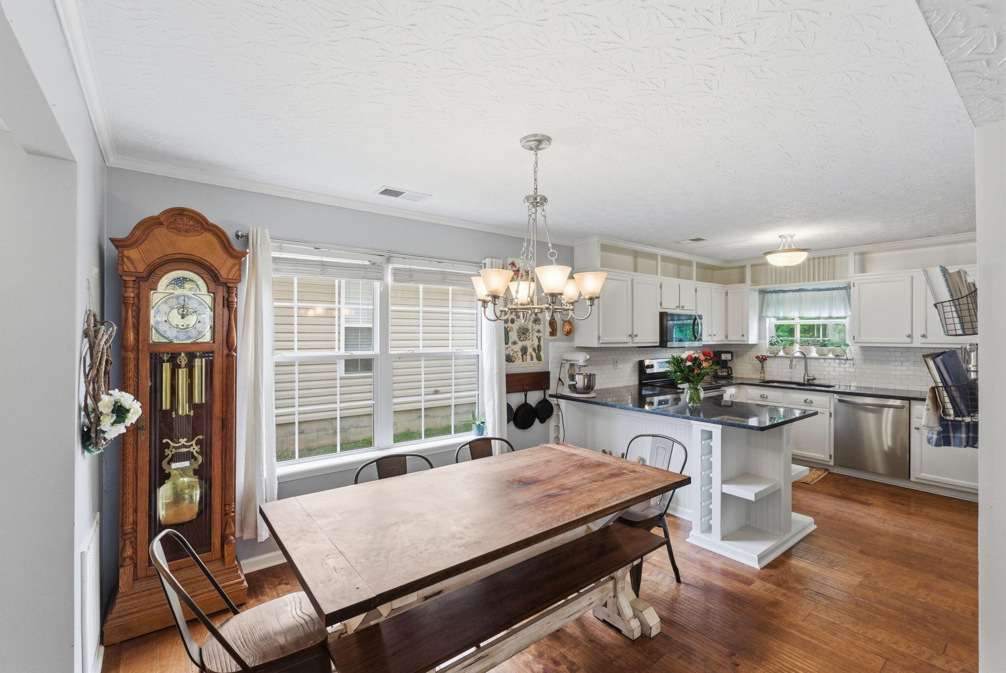 123 River Run Court