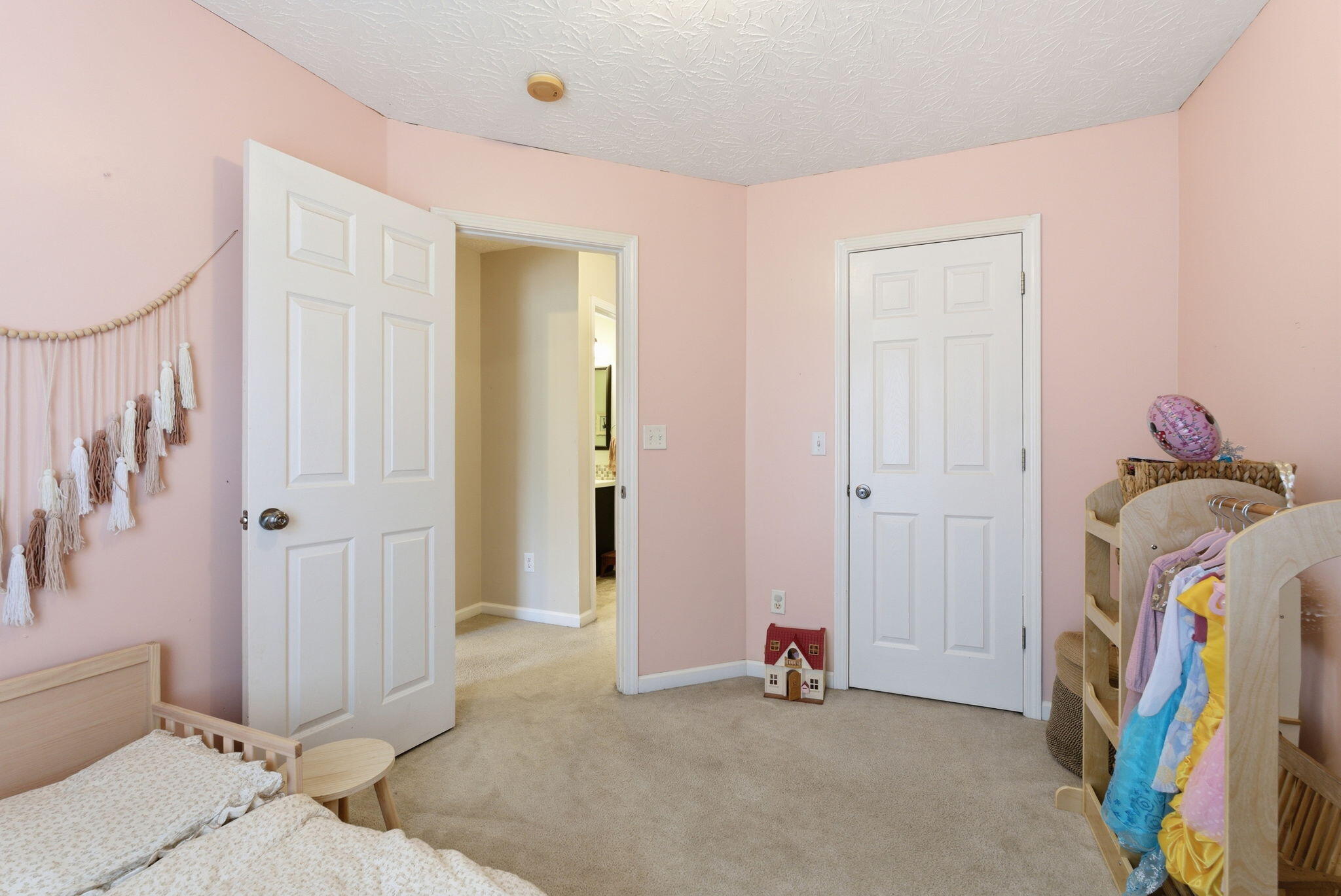 123 River Run Court
