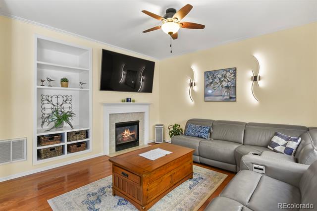 7382 S Mobile Street