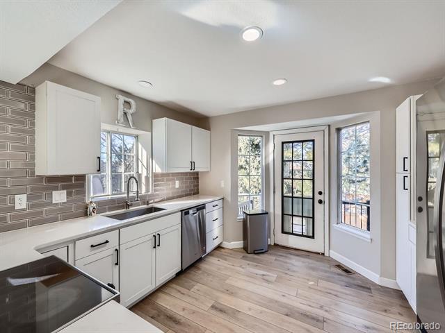 4737 N Bearlily Way