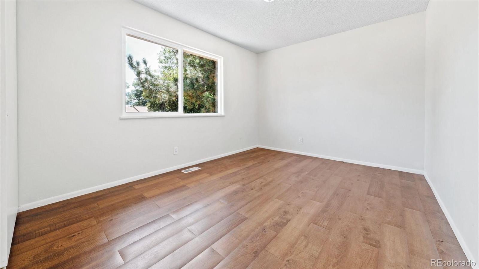 13095 E Carolina Drive