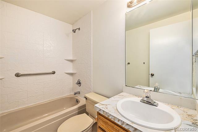 3912 S Atchison Way Unit: E