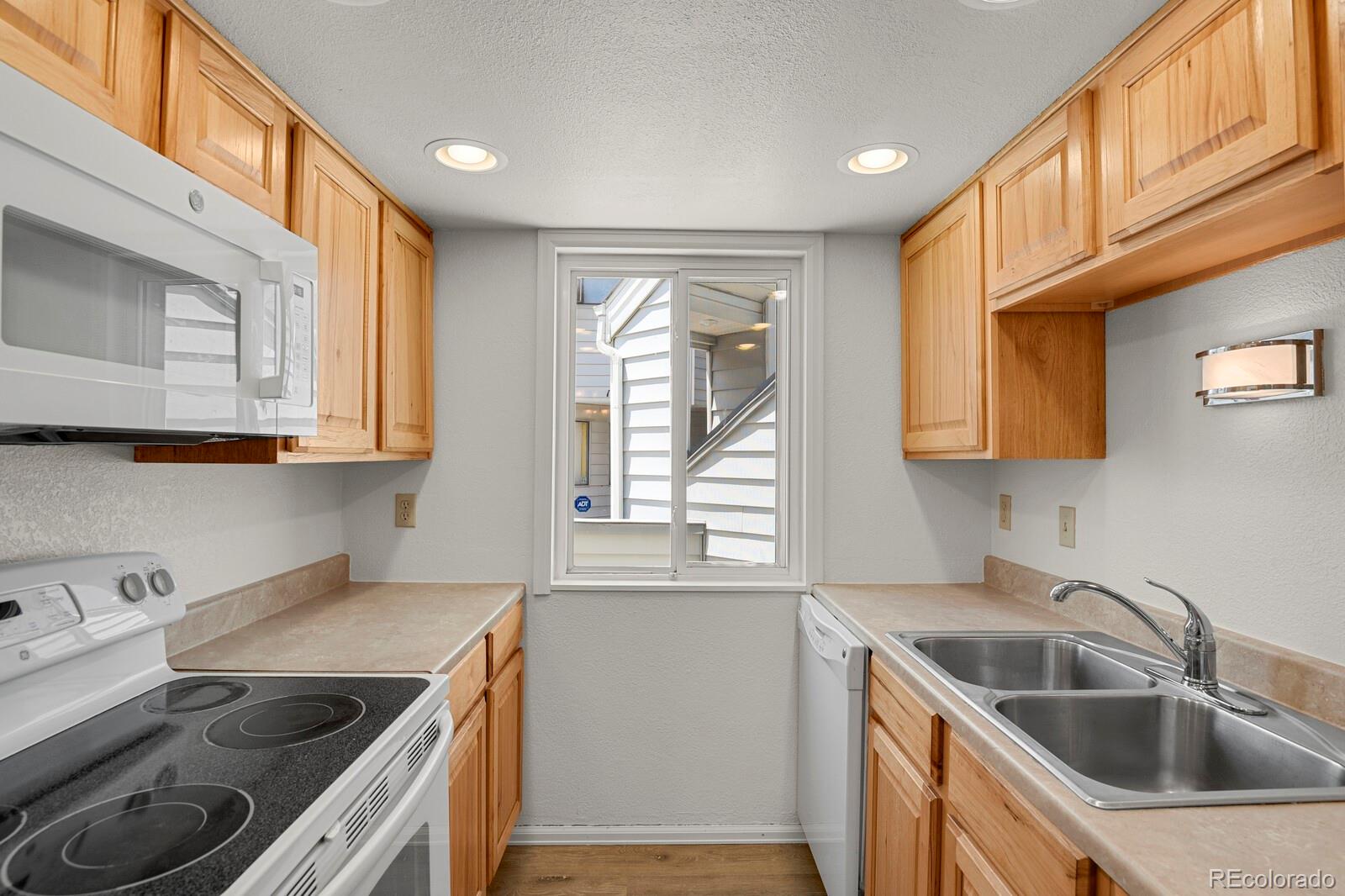 17034 E Tennessee Drive Unit: 106