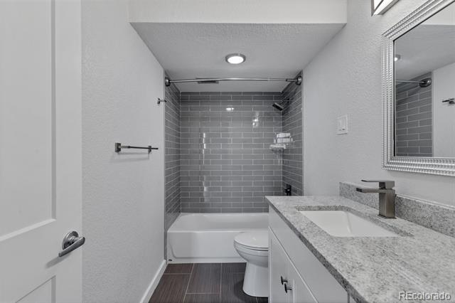 460 S Marion Parkway Unit: 1351
