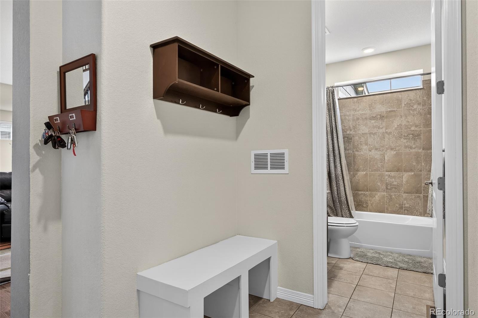 2656 Leafdale Circle